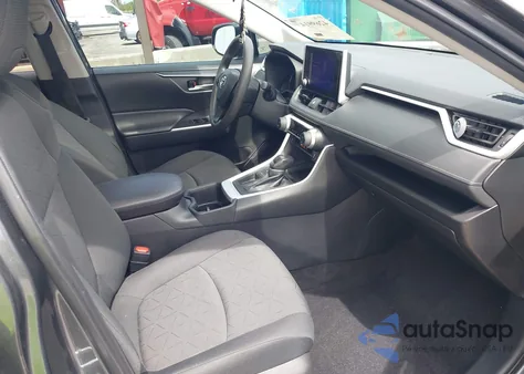 2024 Toyota Rav4 Xle from USA, damaged, VIN 2T3W1RFV2RW327216